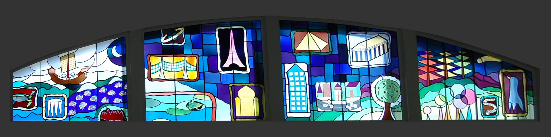 Four panels of images from the sea to the mountains with images of famous spots around the world such as the Eiffel Tower, the Greek temple at Paestum, the Taj Mahal, and a pyramid